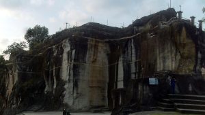 Dinding batu Tebing Breksi di Prambanan, Sleman